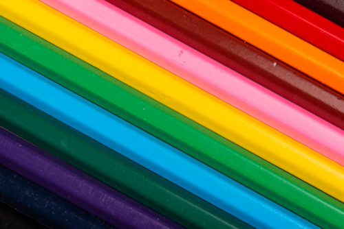 crayons couleurs gouttes eau studio stag photo